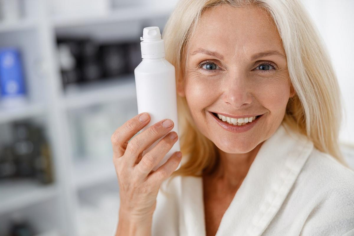 How to Tailor Your Skincare Routine According to Age